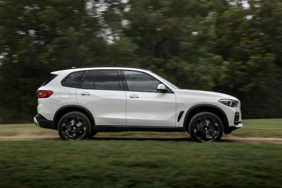  BMW X5 xDrive40i (G05) 2018 года  (WW) (фото 21 из 48)
